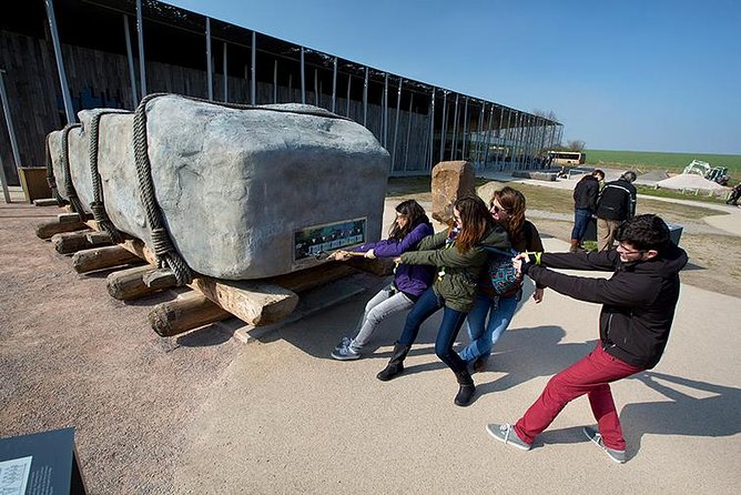 Stonehenge In A Private Vehicle Service From London With Admission Tickets - A private ride is not the same as a guided tour