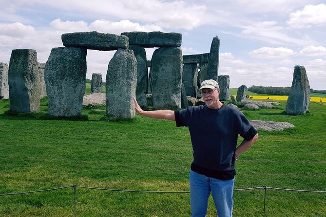 Stonehenge & Salisbury Cathedral: Private Day Trip from London - Avebury Manor and its old library tearoom