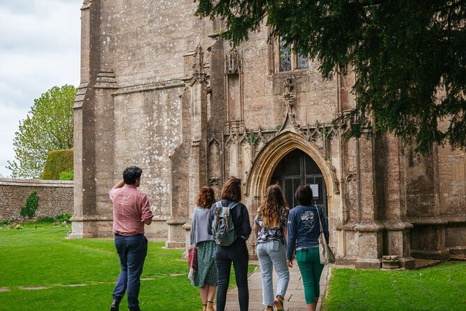 'Stonehenge & Secret England' from Bath for 2-8 curious adventurers - A country pub lunch, at your own expense
