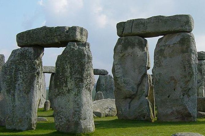 Stonehenge Shuttle Bus from London with Optional Fish & Chips - Timing, group size, and the practical tradeoffs
