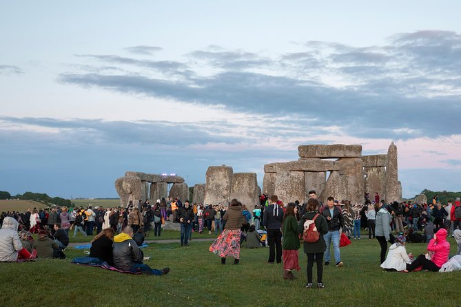 Stonehenge Tour via Winchester: LDN or Southampton - The two-hour visit at Stonehenge