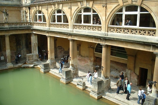 Stonehenge, Windsor Castle, and Bath from London - Bath: elegant streets, Roman water, and a short city visit