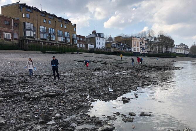 Thames Beachcombing - Who should book this experience