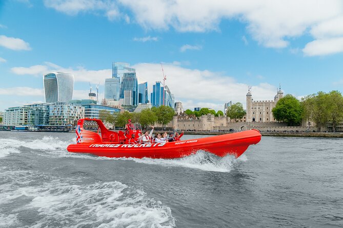 Thames High-Speed Zone Speedboat in London - Getting to the pier without losing your departure