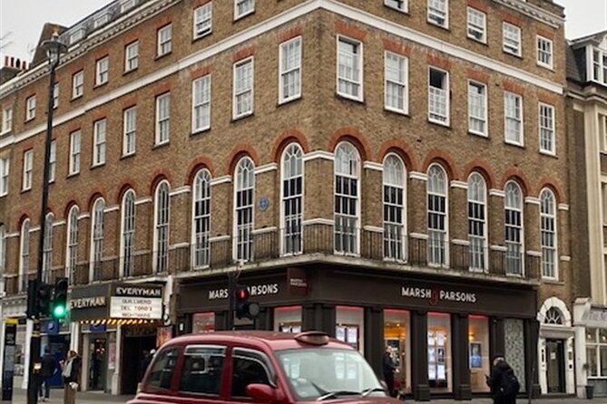 The Beatles London walking tour. From Abbey Road to the Roof Top - Grant’s guiding style and the small group