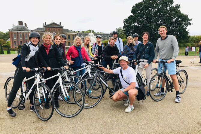 The "Big Six" of London and a Pub - 5 Hour Tour - Small group value and the role of the guide