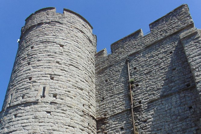 The Canterbury Classic Tour - Thomas Becket, the church, and the dove in the ear