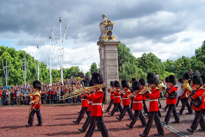The Changing of the Guard - Exclusive Guided Walking Tour - St. James’s Park adds a quieter stretch