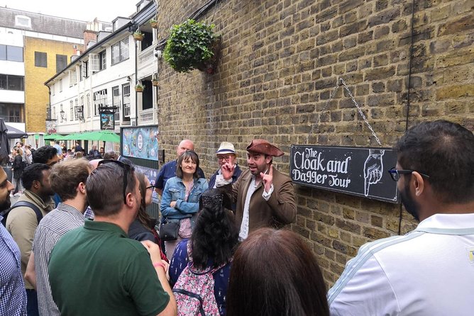The Cloak and Dagger Tour in London - Crime, punishment, and the tour’s darkest stretch