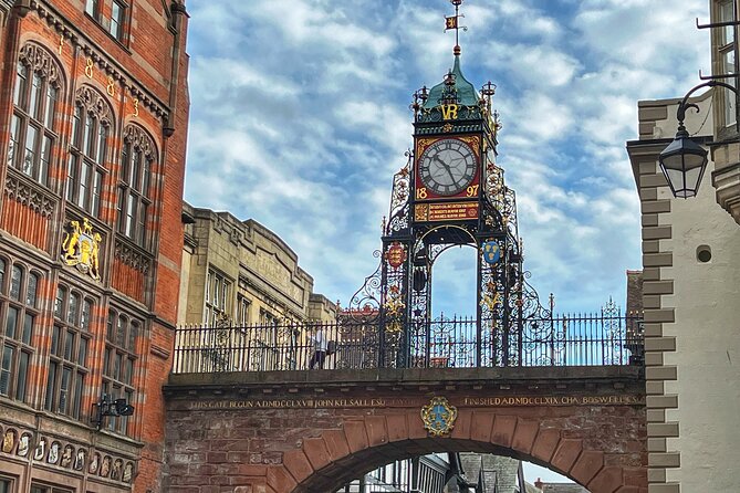 The Heart of Chester Walking Tour - Guided Walk - The city walls and Eastgate Clock