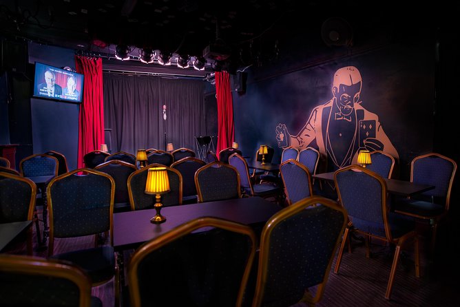 The House Magicians Comedy Magic Shows - What happens during the 90-minute show
