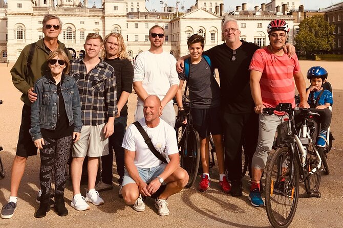 The London Landmarks. 3.5 hour Morning tour - Trafalgar Square and the Duke of Wellington Statue