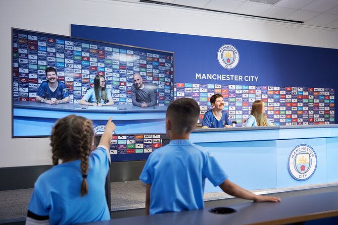The Manchester City Stadium Tour - Walking the glass players’ tunnel