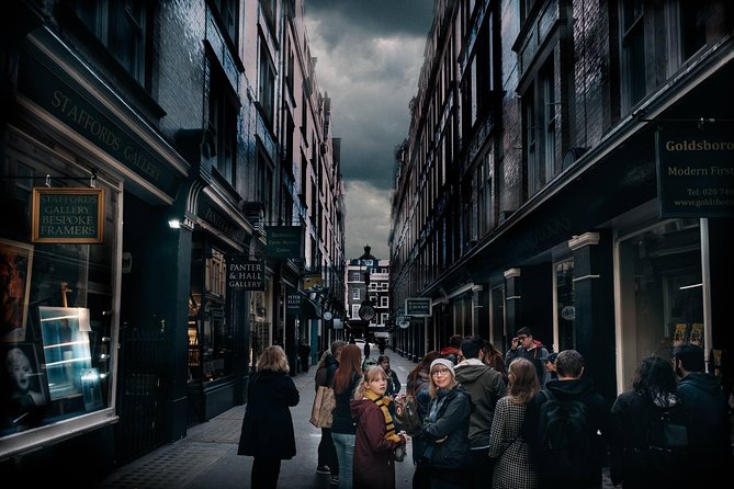 The Original Harry Potter Film Locations Tour : with Boat Ride - The first issue is the tour format