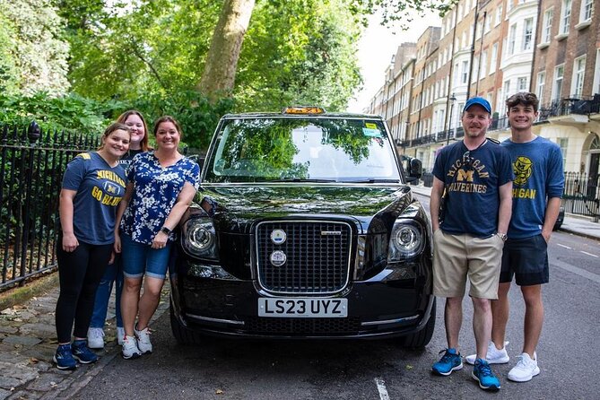 The Premier Classic London: Private 4-Hour Tour in a Black Cab - Trafalgar Square, Piccadilly Circus, and the West End
