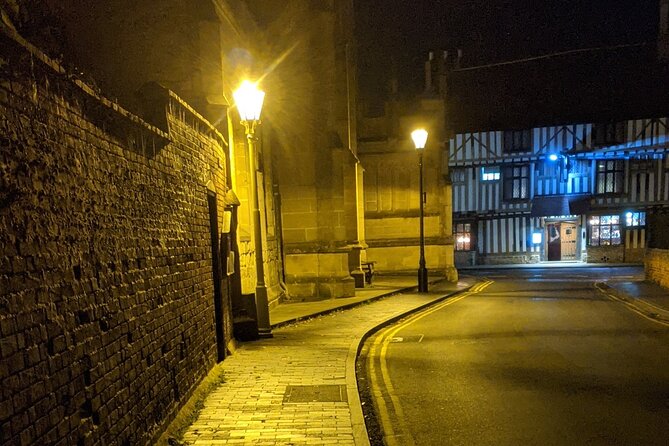 The Sinister Side of Shakespeare's Stratford Walking Tour - The ancient court and the final dark tale