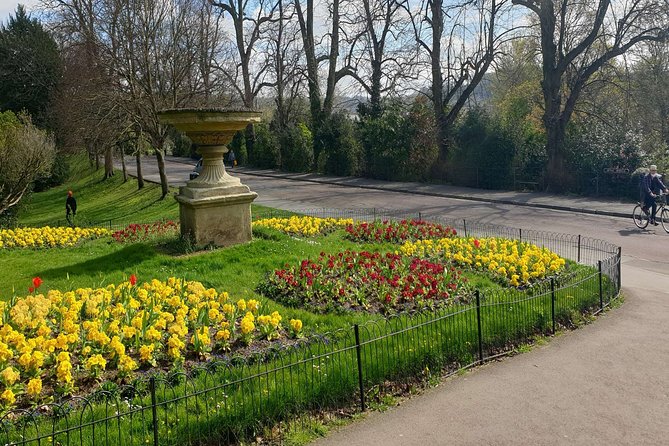 The Splendour of Georgian and Victorian Era Bath: A Self-Guided Audio Tour - The Assembly Rooms and Bath’s social world