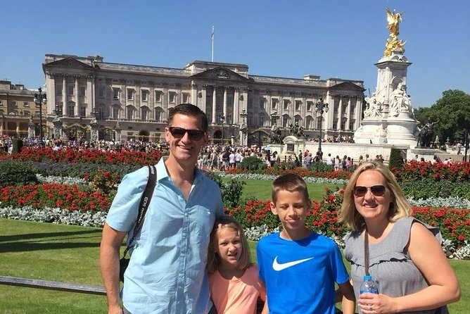 The Ultimate 6-hour Private Tour of London in an Iconic Black Cab - Hyde Park, Albert Memorial, and the best guide moments