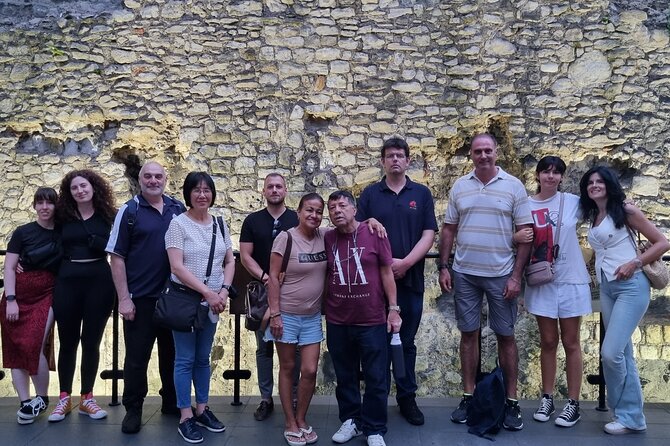 The Ultimate Jack the Ripper Tour (Private Group Booking) - The guide can make or break a dark-history walk