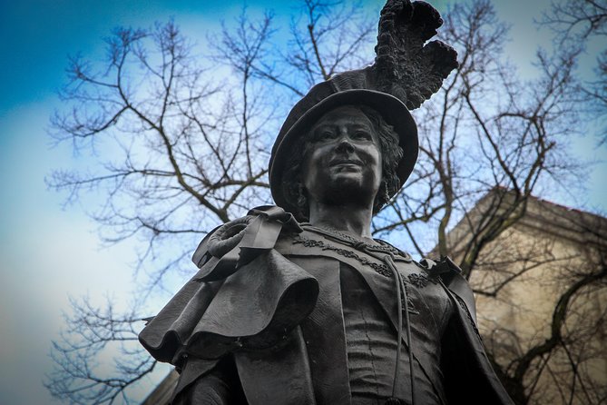 The women of London - Trafalgar Square, World War I, and the vote