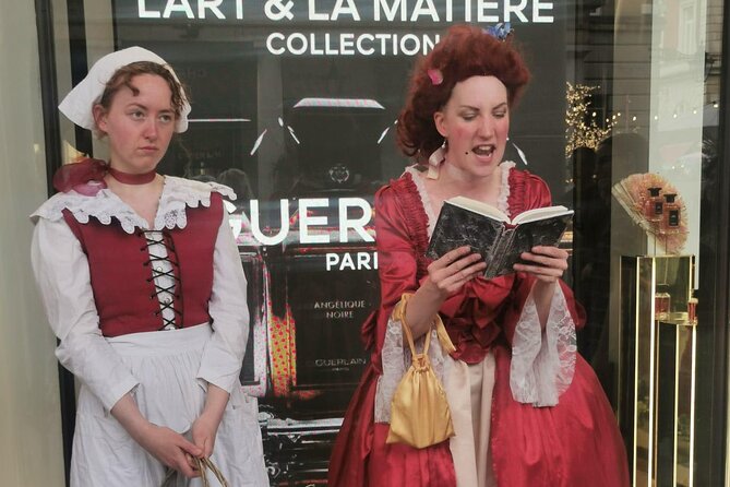 Theatrical Walking Tour with Harlots, Strumpets and Tarts - Along the road to Charing Cross