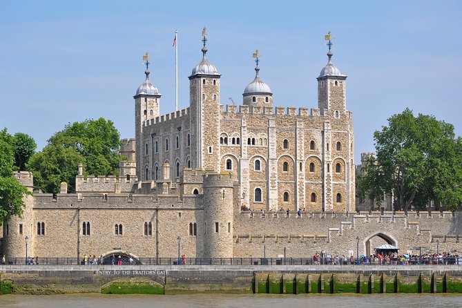 Tower of London & 30+ London Sights Walking Tour - Borough Market adds food and local flavor