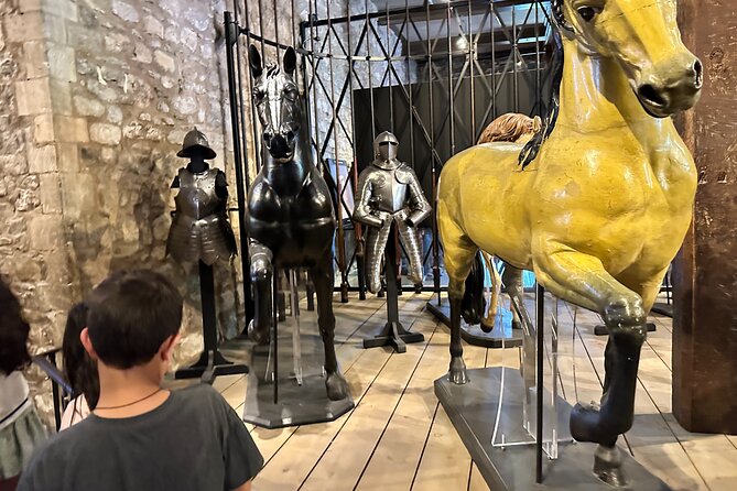 Tower of London for kids & families Private Guided Tour with pre-booked Tickets - The real value of a private guide