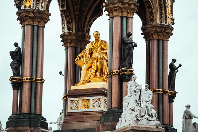 Treasures of London: The Royal Family Private Tour - Finishing at Buckingham Palace Road
