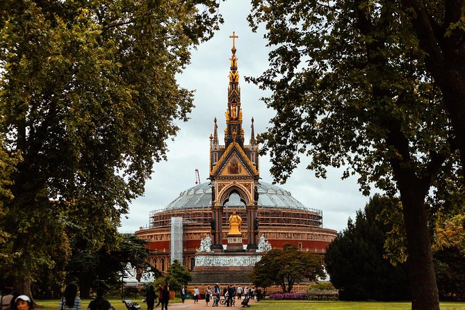 Treasures of London: The Royal Family Private Tour - What the private format is worth at $137.80