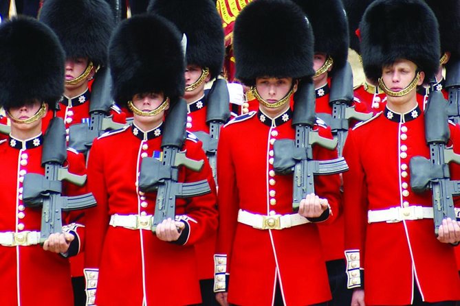 Vintage London Bus Tour Including Cruise with London Eye Option - Buckingham Palace and the royal photo stop