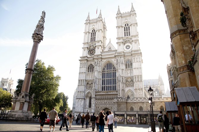 Vintage London Bus Tour Including Cruise with London Eye Option - Choosing the London Eye upgrade