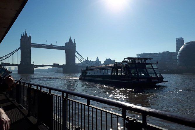 Vintage London Bus Tour Including Cruise with London Eye Option - Guides, group size, and the quality of the commentary