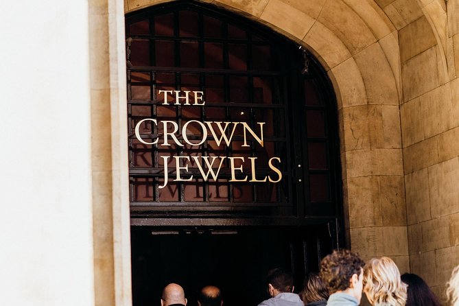 VIP Early Access Opening Ceremony Tower of London & River Cruise - What the guide adds