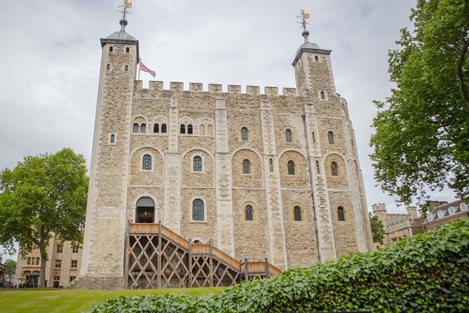 VIP Tower of London and Crown Jewels Tour with Private Beefeater Meet & Greet - Is the VIP Tower of London tour worth $155?