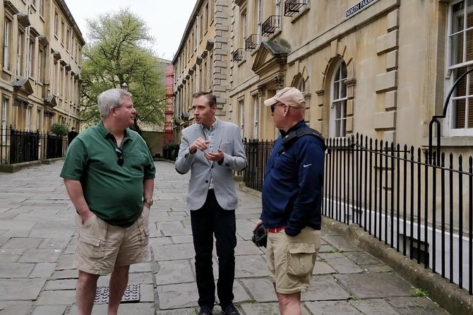 Visit Bath And Stonehenge: Private Black Cab Day Trip from London - Bath Gives You Four Hours of Variety