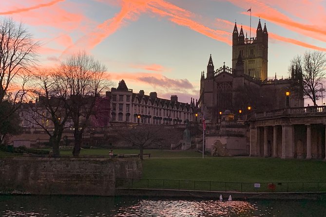 Walking Tour of Bath with Blue Badge Tourist Guide - Returning to Bath Abbey for questions