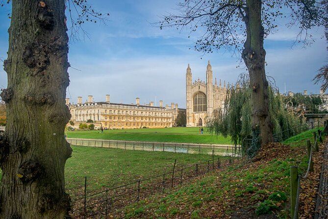 Walking Tour of Cambridge - Guides Who Shape the Experience