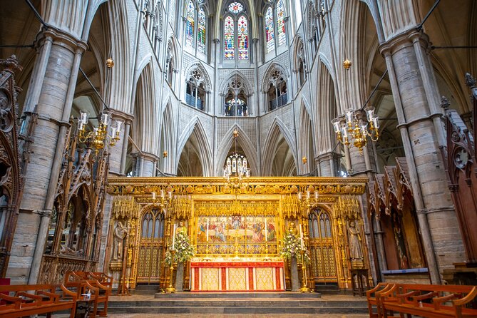 Walking Tour of London Westminster Abbey, Big Ben, Buckingham - St. Margaret’s Church and Westminster streets