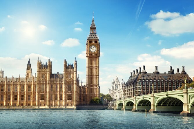 Walking Tour of London Westminster Abbey, Big Ben, Buckingham - The guides are the main reason to book