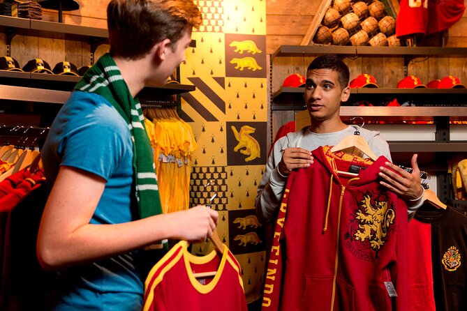 Warner Bros. Studio Harry Potter Tour with Superior Transport from London - Butterbeer, lunch, and the studio shop