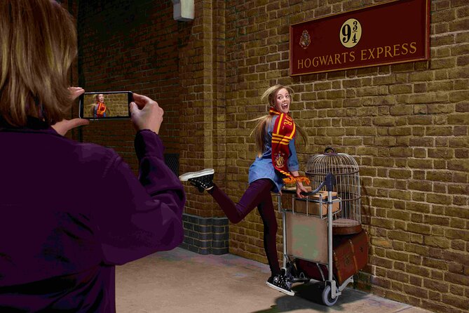 Warner Bros. Studio Tour London - The Making of Harry Potter and Oxford Day Trip - Starting at Gloucester Road at 7:30 a.m.