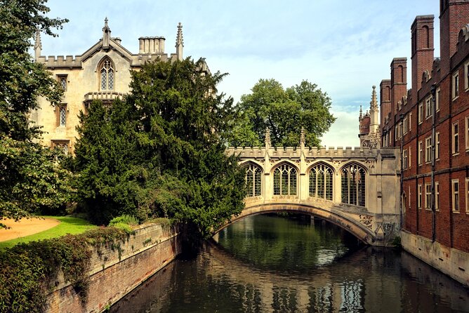 Warwick Castle, Oxford, Stratford-upon-Avon & Cotswolds Day trip - The best use of one day outside London