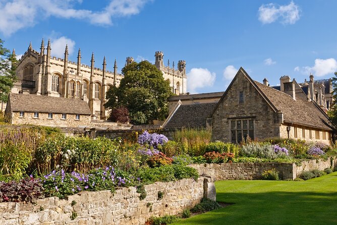 Warwick Castle, Oxford, Stratford-upon-Avon & Cotswolds Day trip - Who will enjoy this fast English sampler?