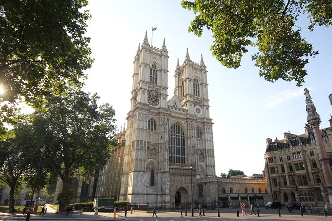 Westminster Abbey Entrance Ticket Including Audio Guide - Crowds, queues, and the best way to manage the visit