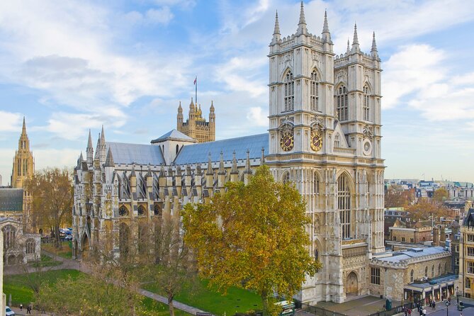 Westminster Abbey Private Tour Oxford PhD Historian Skip the Line - Inside the abbey, from stonework to royal memory