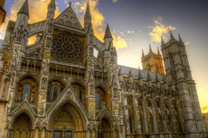 Westminster Guided Walking Tour with Abbey Entry - Buckingham Palace and the royal opening
