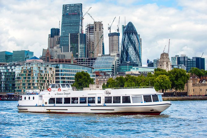 Westminster to Greenwich Sightseeing Thames Cruise in London - One way or return: which ticket is better?