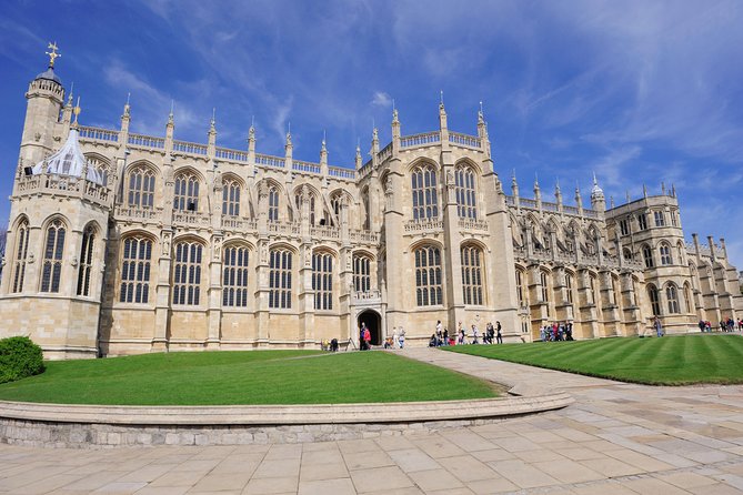 Windsor Castle Half Day Trip from London by Luxury Coach - Why the independent format works for some people