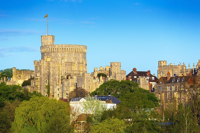 Windsor Castle, Stonehenge, and Oxford Day Trip from London - Oxford: grand colleges and a short walking tour