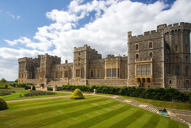 Windsor Castle, Stonehenge & Oxford Private Car Tour from London - Stonehenge and a short look at prehistoric Britain